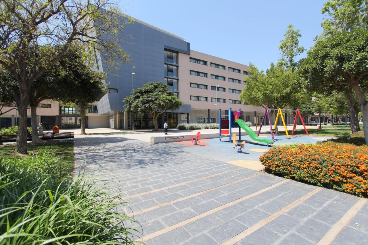 Villa Alojamiento Y Congresos - Villa Universitaria San Vicente Raspeig Exterior foto